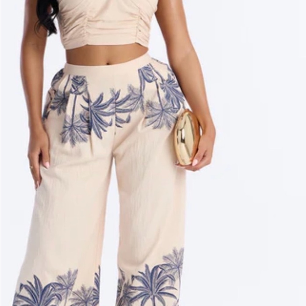 Two piece set - Picture 3 of 3